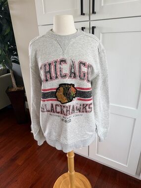 Chicago Blackhawks Gray Crewneck Sweatshirt men’s medium vintage